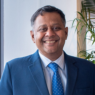 Shivaji Chatterjee Headshot